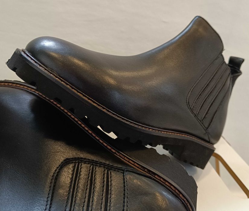 Ghete chelsea 39 plain toe Cafe NOIR NOI piele naturala moale