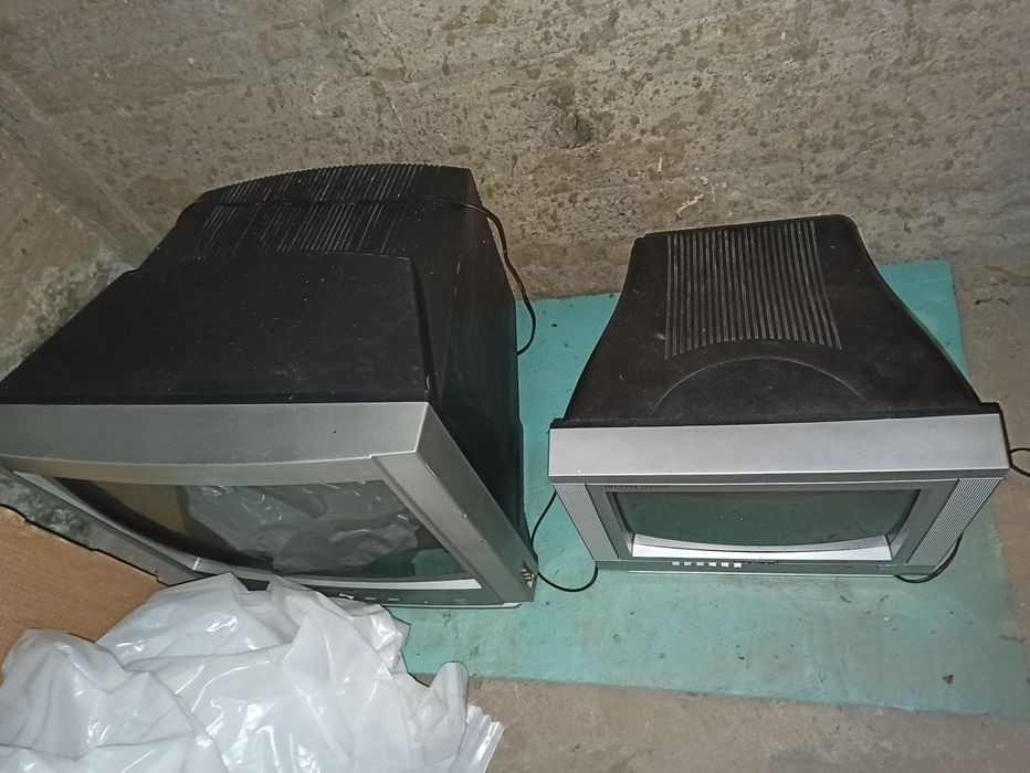 Продавам 2 телевизора