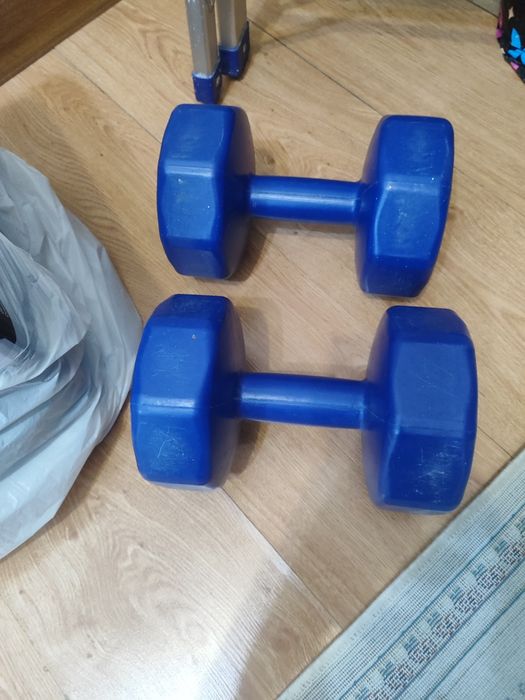 Продается гантель