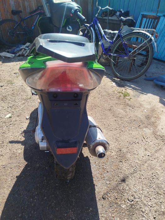 Продам скутер 80 куб