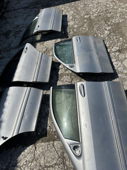 На Части ! Врати брави прозорци Mercedes Benz S W220 S400 S320 S500