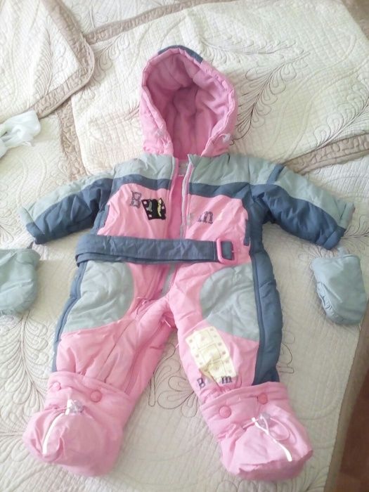 Комбинезон очень теплый, красивый