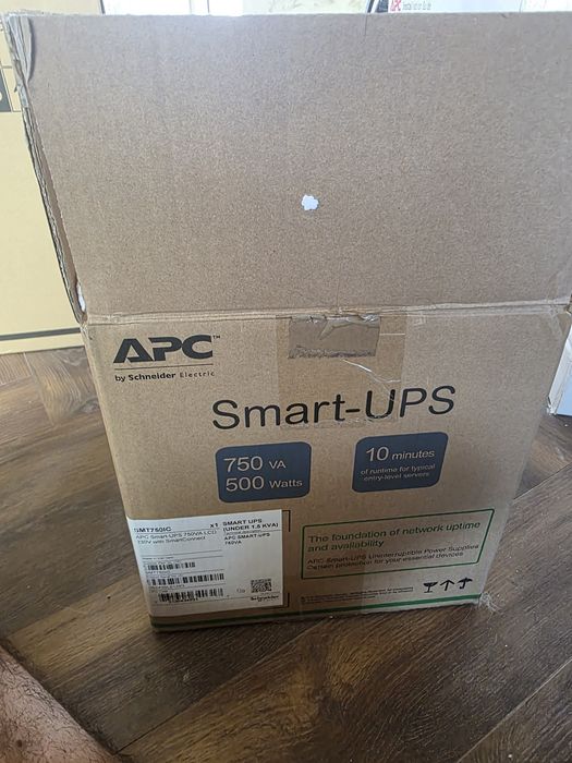APC Smart-UPS SMT750IC 750VA / 500W – Nou, nefolosit, în cutie