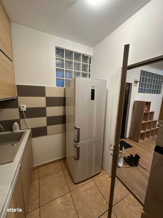 Apartament de 3 camere, situat in zona Centru/Traian