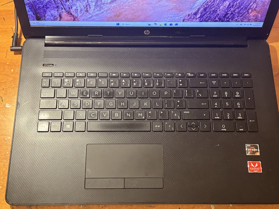 Laptop Business HP 17” AMD Ryzen 5  512GB SSD DVD