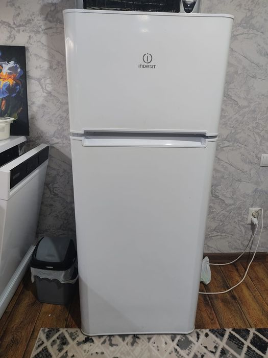 Холодилник  в хорошом сотояние