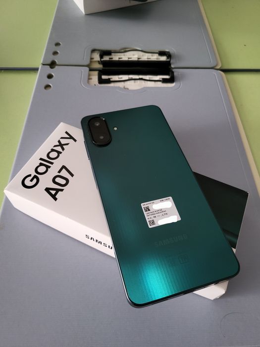 Срочно продам смартфон Samsung Galaxy A07