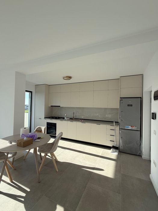 Apartament nou modern 2 camere | Prima închiriere | Loc parcare | Giroc