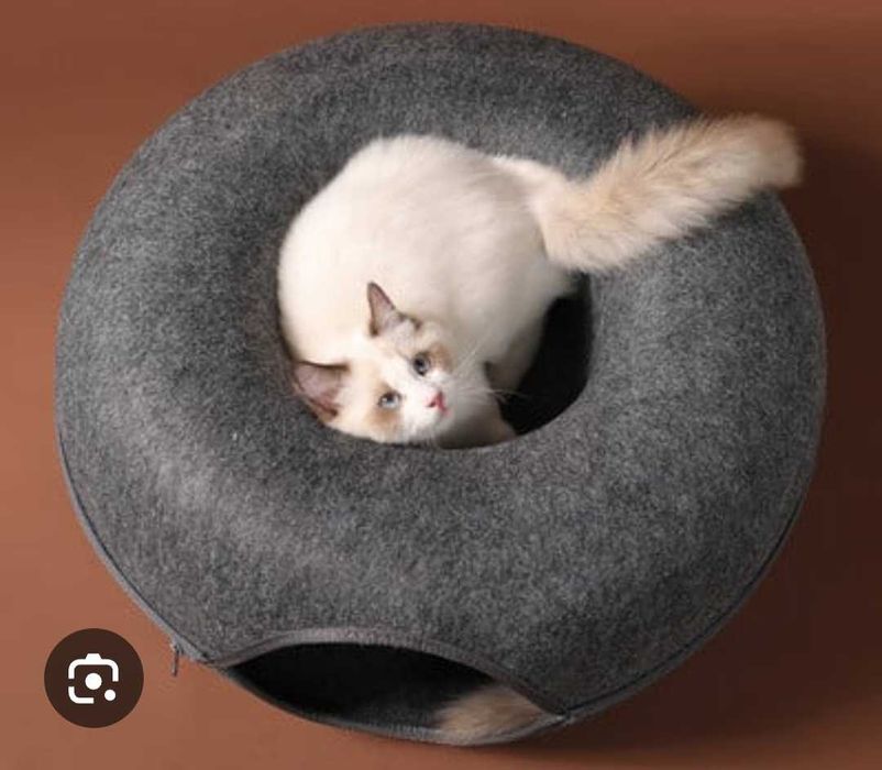 Легло за котки с цип тунел