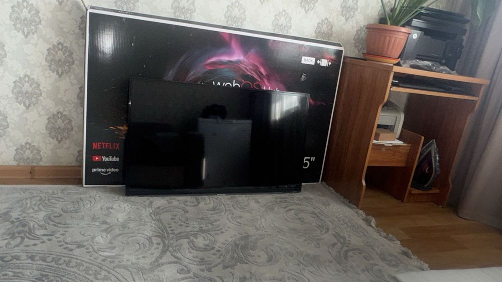 Смарт телевизор 109 диагональ