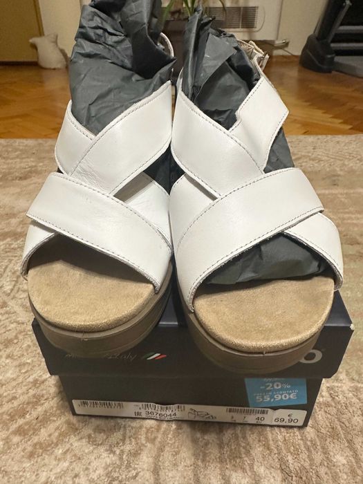 Дамски сандали- 40 номер- внос Италия