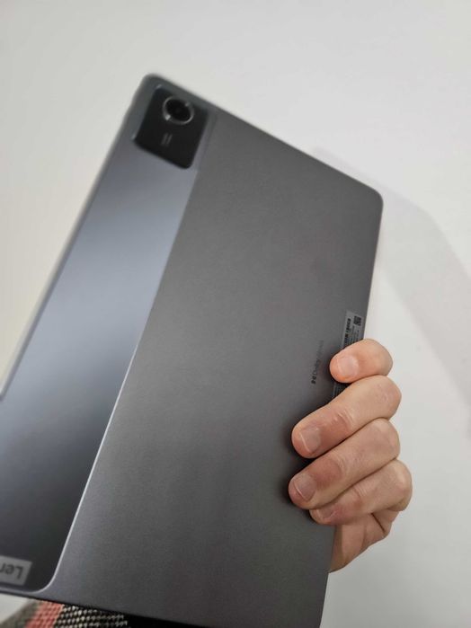 Tableta Lenovo M11 128 Gb 8Gb nou nefolosit Garantie.