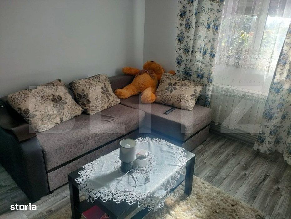 Casa cu 4 camere, 100mp, Siret