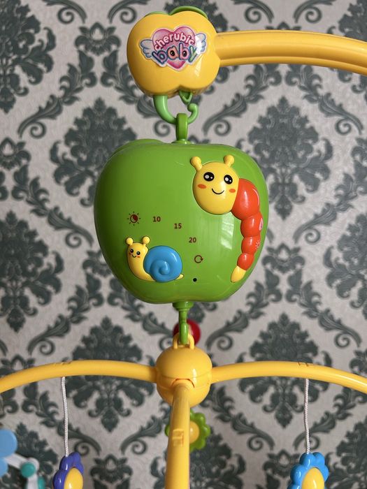 Музыкальный мобиль в кроватку.