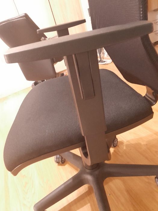 Scaun de birou profesional