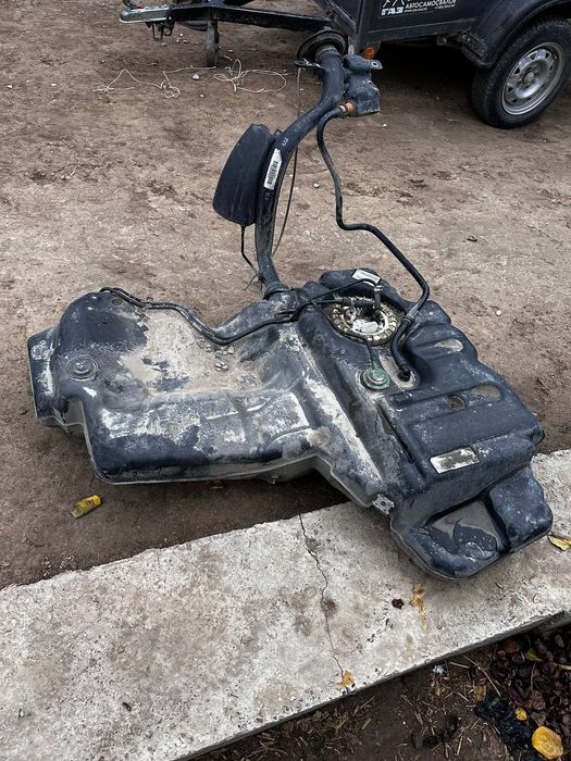 Бензобак Ауди а6