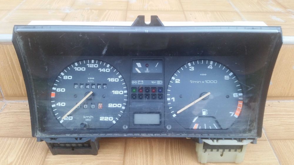 Ceasuri bord VW Golf 2