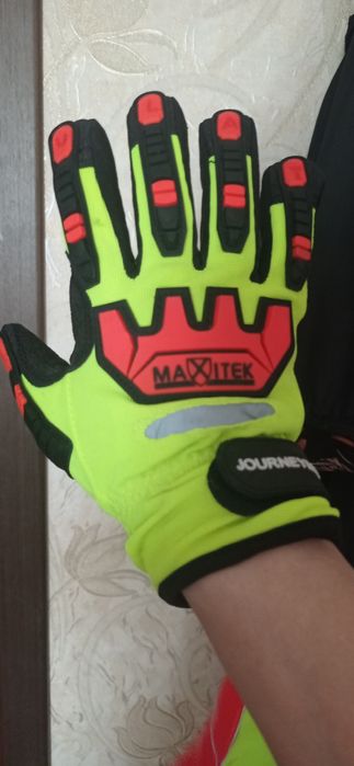 Антиударная противоударная перчатка