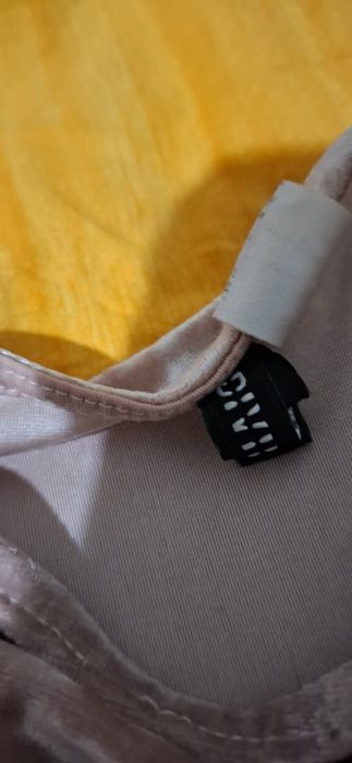 Комплект велурен топ и поличка