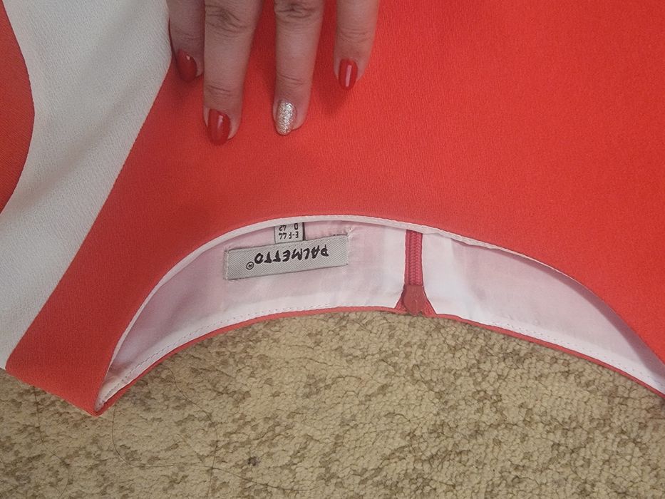 Женская одежда. Платье