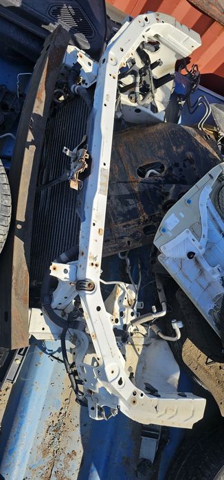 Камри 20.25 экран телевизор