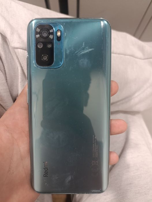 Продам телефон Redmi note 10