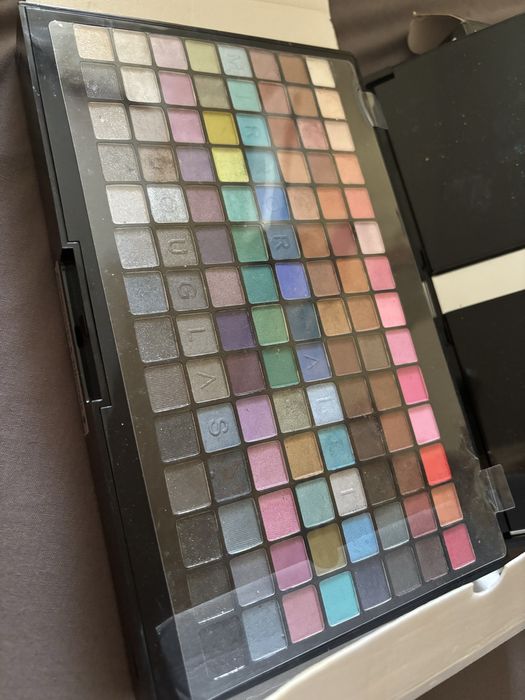 Mirror Palette Douglas