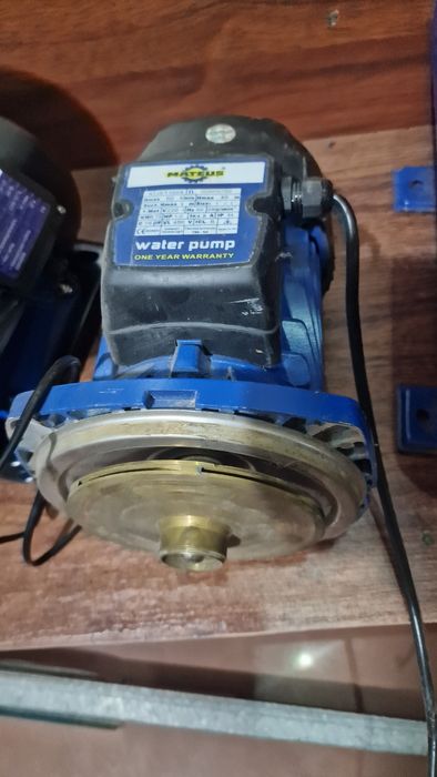 Водяной насос новые и б/у