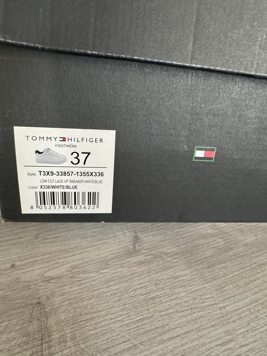 Сникърси Tommy Hilfiger - номер 37