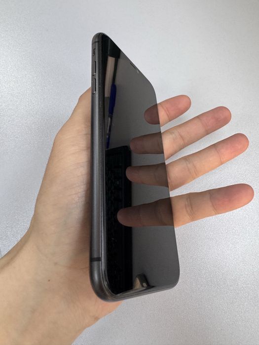 Iphone 11, 64gb, black с коробкой
