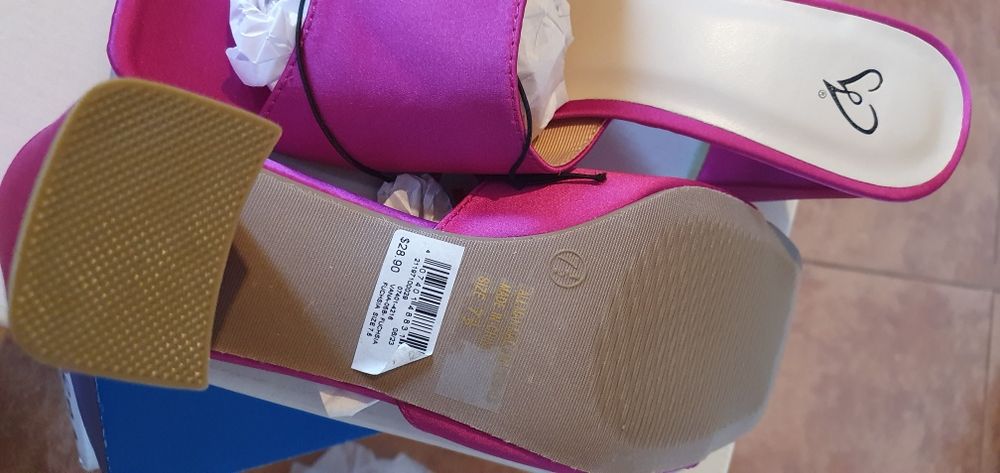 Papuci chic mărimea 37.5