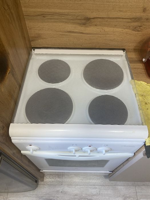 Продам элетроплитку в хорошем состоянии