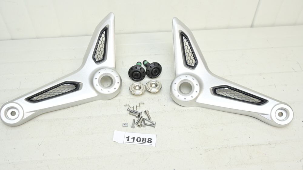 Set Suporti Prinderi Sa Stanga Dreapta BMW RnineT 2017 - 2024