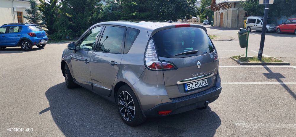 Renault scenic 3  1.5 DCI Bose trapă panoramică