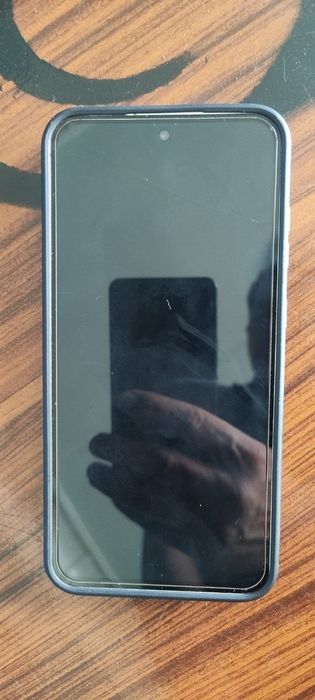 Телефон Samsung s24fe идеал холатда