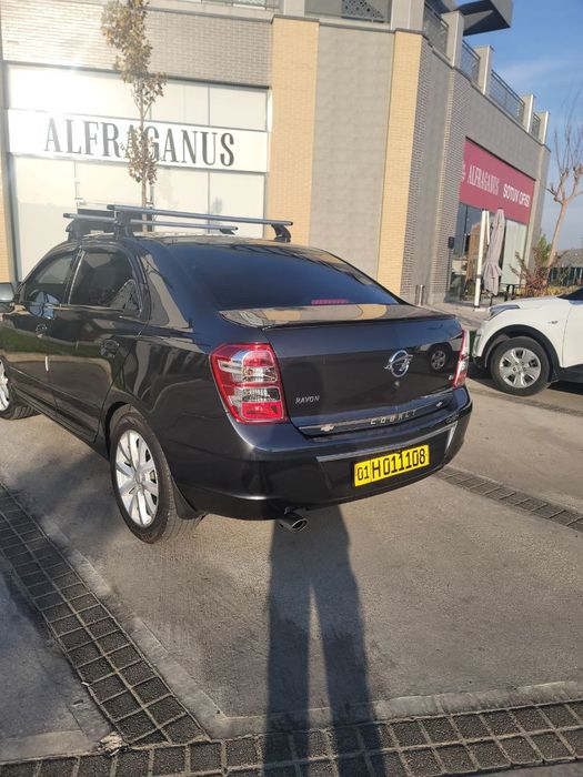 Автомобиль кобальт