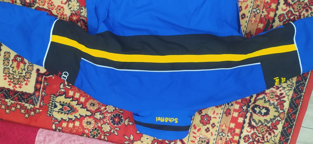 Продам Куртку Ауди