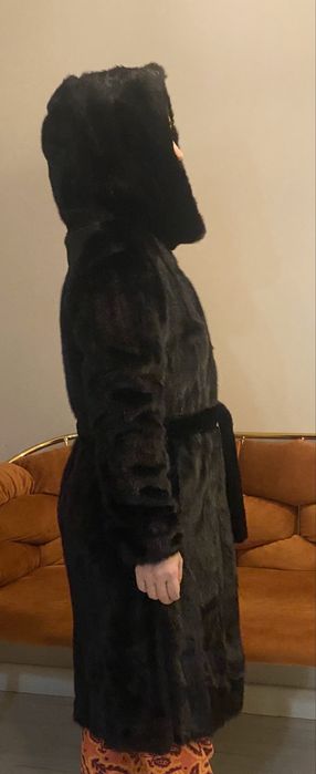 Шуба норковая черная