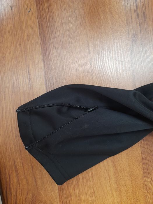 GUESS мъжко долнище S- M размер.