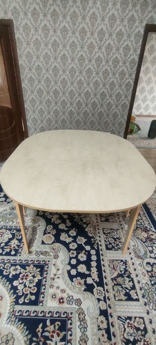 Продается стол книжка