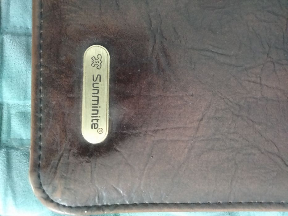 Продам кожаную папку