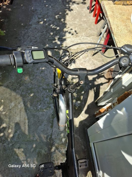 Bicicleta electrica în stare perfecta de funcționare .