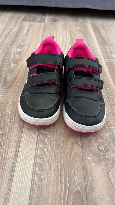 Sneakers Adidas /mar 22