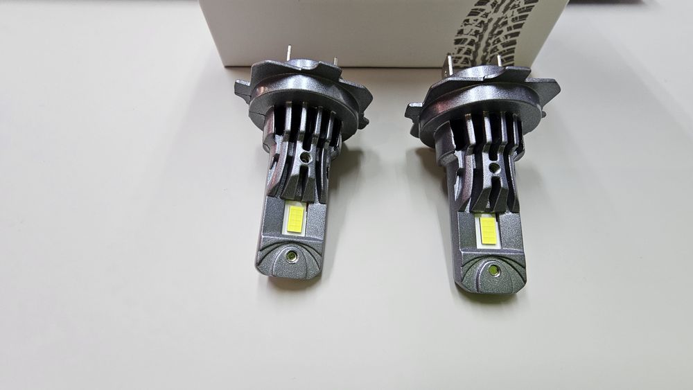 H7 LED крушки за фарове 50W, 6000K Бяла светлина с вграден вентилатор