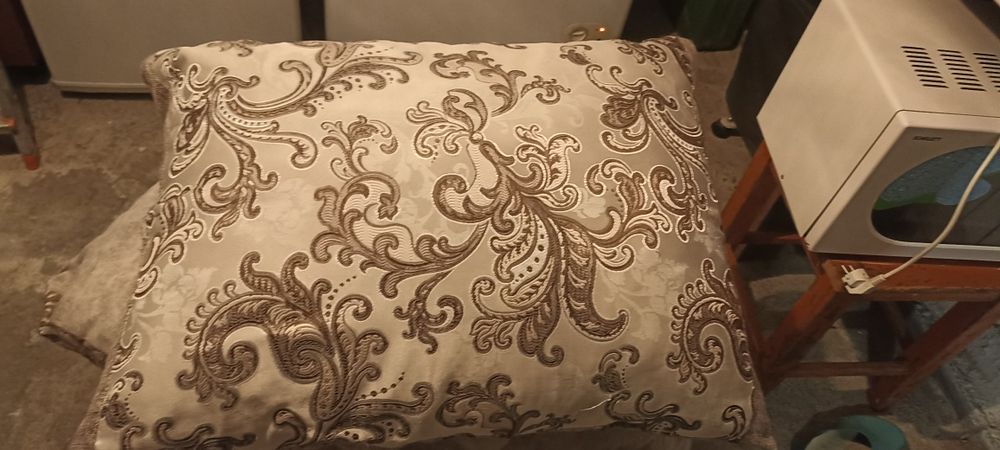 Декоративные подушки