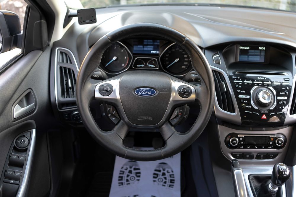 Rate de la 130euro/Luna. Ford Focus Sedan 2.0TDCi 140cp E5 TITANIUM cu Garantie 3 Ani si KmReali Import Germania