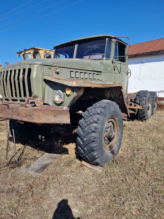 Урал 4320, тягач.