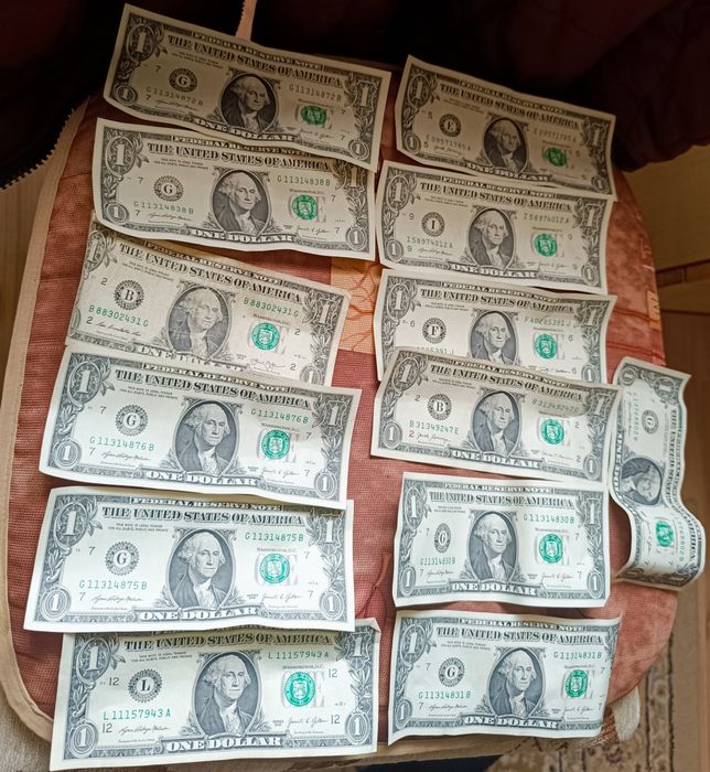 1$Долари  от  2017,1999.2013,2009,2021години
