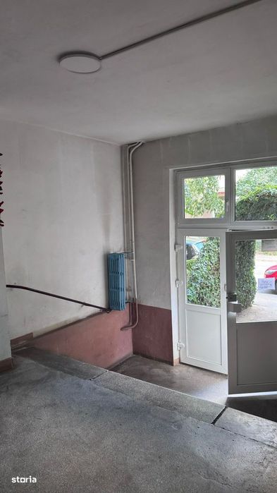 Apartament 3 camere de vânzare, str. M. Sadoveanu