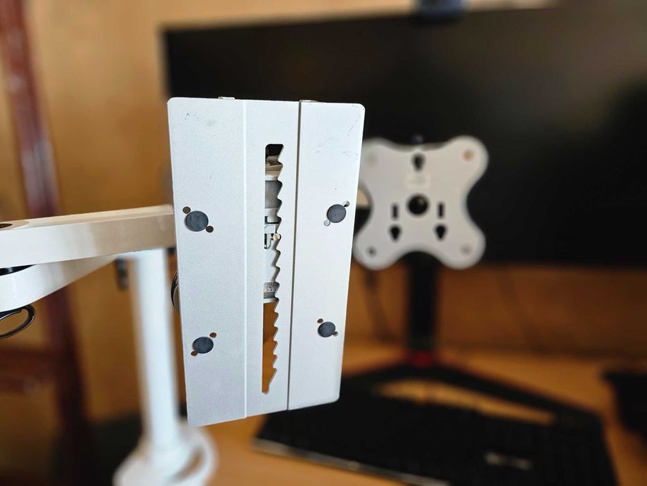Стойка за два монитора стомана/алуминий